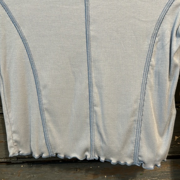 Sunday Best Longsleeve - Picture 2 of 4